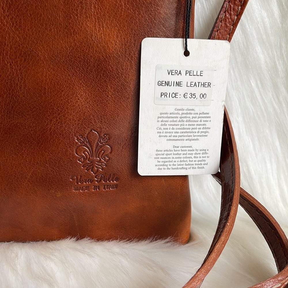Vera Pelle Genuine Leather Crossbody New Without Tag 🏷️ - Picture 4 of 15